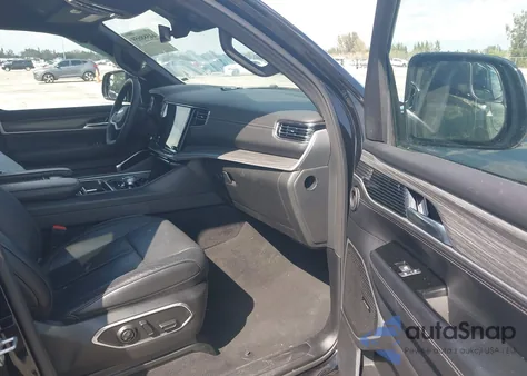 2024 Jeep Wagoneer L Series Ii 4X4 z USA, uszkodzony, nr VIN 1C4SJSBPXRS101852